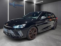 Schwarz (midnight schwarz metallic) Neu 2025 Cupra Leon Limousine | 47.132 € (Teuer)