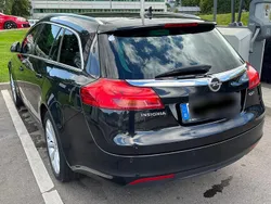 Schwarz Gebraucht 2013 Opel Insignia Sport Kombi | 5.550 € (Fairer Preis)