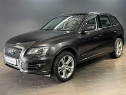 Grau Gebraucht 2010 Audi Q5 SUV | 10.970 € (Guter Preis)