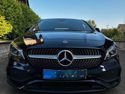 Blau Gebraucht 2017 Mercedes CLA250 Shooting Brake AMG line Kombi | 22.700 € (Etwas zu teuer)