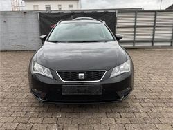 Schwarz Gebraucht 2015 Seat Leon ST Kombi | 7.990 € (Guter Preis)