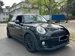Schwarz Gebraucht 2016 Mini Cooper Kleinwagen | 15.700 € (Fairer Preis)