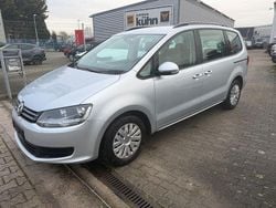Silber Gebraucht 2011 VW Sharan Trendline Van / Kleinbus | 9.999 € (Fairer Preis)