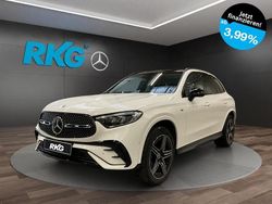 Weiß Gebraucht 2025 Mercedes GLC300e AMG SUV | 71.290 € (Teuer)