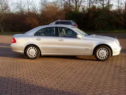 Silber Gebraucht 2003 Mercedes E200 Elegance Limousine | 6.600 € (Etwas zu teuer)