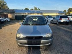 Silber Gebraucht 1999 Opel Corsa Kleinwagen | 800 € (Guter Preis)