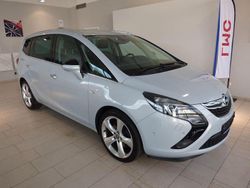Weiß Gebraucht 2013 Opel Zafira Tourer Innovation Van / Kleinbus | 10.000 € (Fairer Preis)