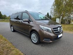 Braun Gebraucht 2016 Mercedes V250 Avantgarde Van / Kleinbus | 37.000 € (Etwas zu teuer)