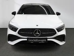 Gebraucht 2025 Mercedes A200 | 37.770 € (Teuer)