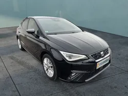 Schwarz Gebraucht 2024 Seat Ibiza FR Limousine | 21.570 € (Fairer Preis)