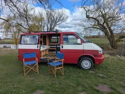 Rot Gebraucht 1998 VW T4 Van | 9.700 € (Teuer)