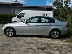 Silber Gebraucht 2005 BMW 325 Limousine | 7.999 € (Fairer Preis)