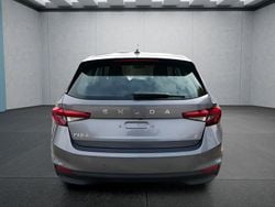 Grau Neu 2025 Skoda Fabia Kleinwagen | 23.249 € (Fairer Preis)