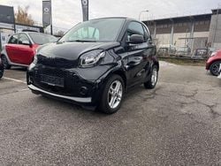 Schwarz Gebraucht 2023 Smart ForTwo Electric Drive Coupé | 12.790 € (Guter Preis)