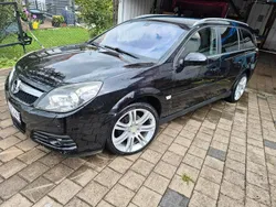 Schwarz Gebraucht 2009 Opel Vectra Kombi | 3.500 € (Teuer)