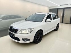 Weiß Gebraucht 2012 Skoda Octavia RS Kombi | 4.999 € (Guter Preis)