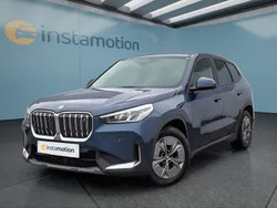 Blau Gebraucht 2023 BMW iX1 SUV | 35.549 € (Superpreis)