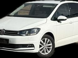 Weiß Gebraucht 2019 VW Touran Comfortline Van / Kleinbus | 10.790 € (Fairer Preis)