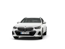 Gebraucht 2024 BMW 540 Comfort Edition Kombi | 69.480 €