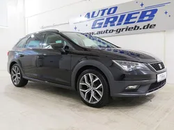 Mitternachtsschwarz Gebraucht 2019 Seat Leon X-Perience 4Drive Kombi | 17.950 € (Fairer Preis)