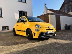 Gelb Gebraucht 2020 Abarth 595 70th Anniversary Kleinwagen | 22.990 € (Etwas zu teuer)