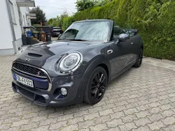 Grau Gebraucht 2017 Mini Cooper S Kleinwagen | 20.000 € (Etwas zu teuer)
