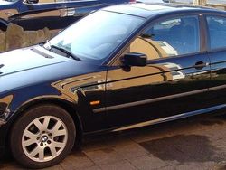 Schwarz Gebraucht 2004 BMW 116 Kleinwagen | 1.850 €