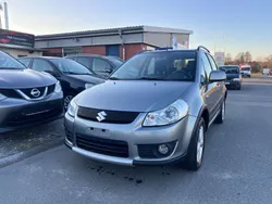 Grau Gebraucht 2008 Suzuki SX4 Club Limousine | 5.890 € (Etwas zu teuer)