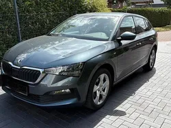 Grau Gebraucht 2020 Skoda Fabia Drive Kombi | 15.000 € (Guter Preis)