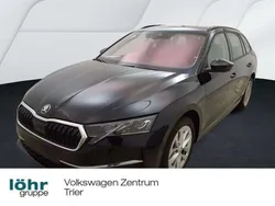 Schwarzmagic perleffekt Gebraucht 2024 Skoda Octavia Selection Kombi | 31.980 € (Guter Preis)