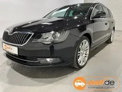 Schwarz Gebraucht 2015 Skoda Superb Elegance Kombi | 14.750 € (Etwas zu teuer)
