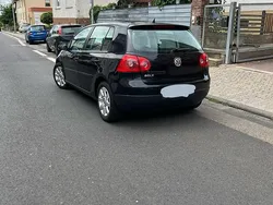 Schwarz Gebraucht 2005 VW Golf V Limousine | 3.300 € (Fairer Preis)