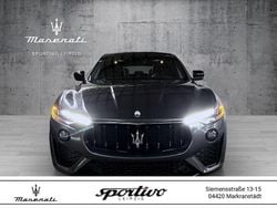 Grigio maratea Neu 2025 Maserati Levante SUV | 134.111 €