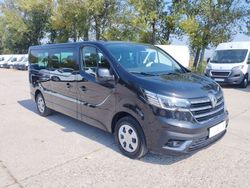 Schwarz Gebraucht 2024 Renault Trafic Equilibre Van | 33.158 € (Fairer Preis)