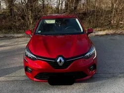 Andere außenfarben Gebraucht 2021 Renault Clio V Kleinwagen | 11.600 € (Guter Preis)