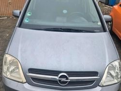 Silber Gebraucht 2004 Opel Adam Kleinwagen | 2.999 €