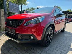 Rot Gebraucht 2017 Peugeot 2008 GT-line SUV | 7.999 € (Guter Preis)