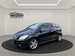 Schwarz Gebraucht 2011 Mercedes B180 Van / Kleinbus | 8.950 € (Etwas zu teuer)