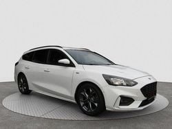 Weiß Gebraucht 2020 Ford Focus ST-Line Kombi | 17.499 € (Fairer Preis)