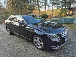 Schwarz Gebraucht 2015 Mercedes E250 Avantgarde Limousine | 17.000 € (Fairer Preis)