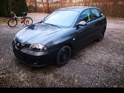 Grau Gebraucht 2008 Seat Ibiza Reference Limousine | 750 € (Superpreis)