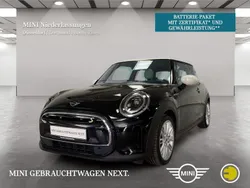 Schwarz Gebraucht 2021 Mini Cooper SE Kleinwagen | 16.999 €