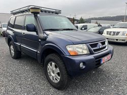 Blau Gebraucht 2008 Mitsubishi Pajero SUV | 59.000 €