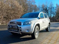 Silber Gebraucht 2008 Toyota RAV4 Executive SUV | 8.000 € (Etwas zu teuer)