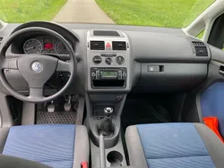 Silber Gebraucht 2009 VW Touran Van / Kleinbus | 7.500 € (Teuer)