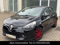 Schwarz Gebraucht 2015 Renault Clio IV Expression Limousine | 7.690 € (Fairer Preis)