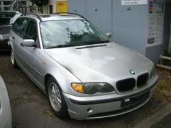 Titansilber metallic Gebraucht 2005 BMW 316 Kombi | 599 € (Superpreis)