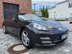 Grau Gebraucht 2012 Porsche Panamera Platinum Edition Limousine | 24.900 € (Fairer Preis)