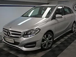 Silber Gebraucht 2018 Mercedes B180 Van / Kleinbus | 17.890 € (Guter Preis)