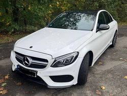 Weiß Gebraucht 2015 Mercedes C220 AMG line Limousine | 21.500 €
